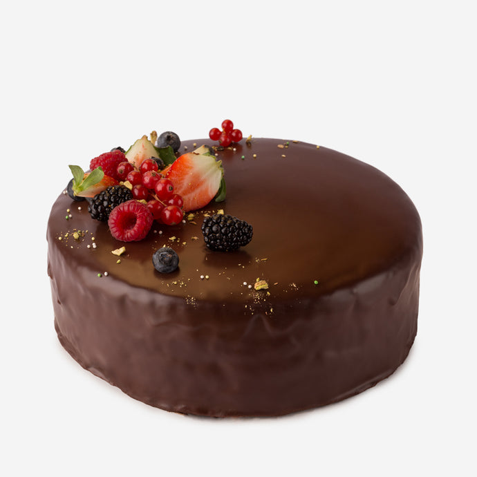 Čokoládová torta s mascarpone-šľahačkovým krémom